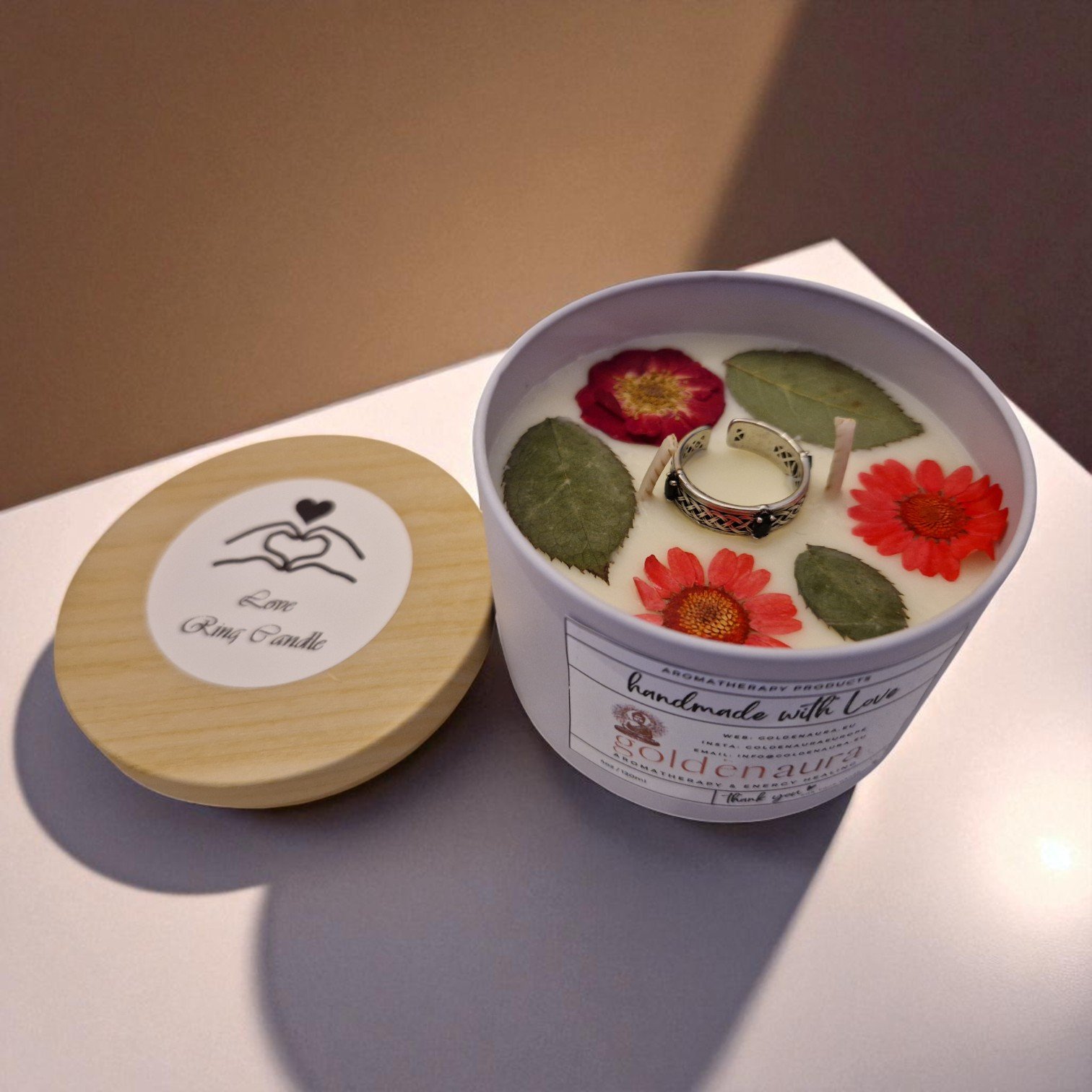 Love & Bloom Ring Candle - Image 9